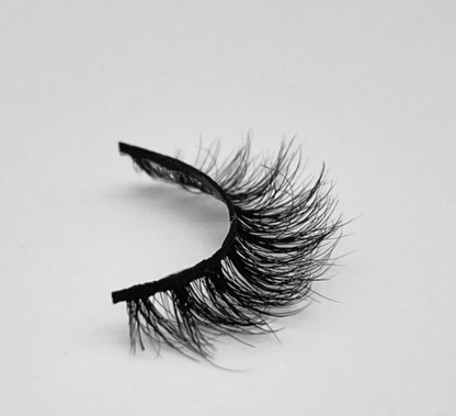 Short False Lashes- Ann