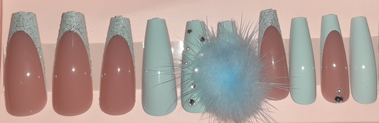 Nails- Lil Pom